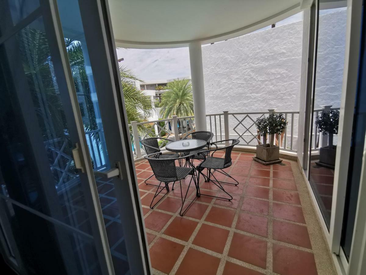 The Verona Villa HHQ Exteriör bild