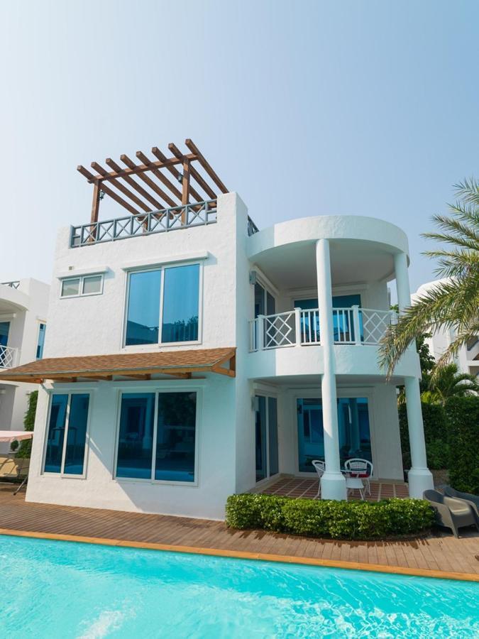 The Verona Villa HHQ Exteriör bild